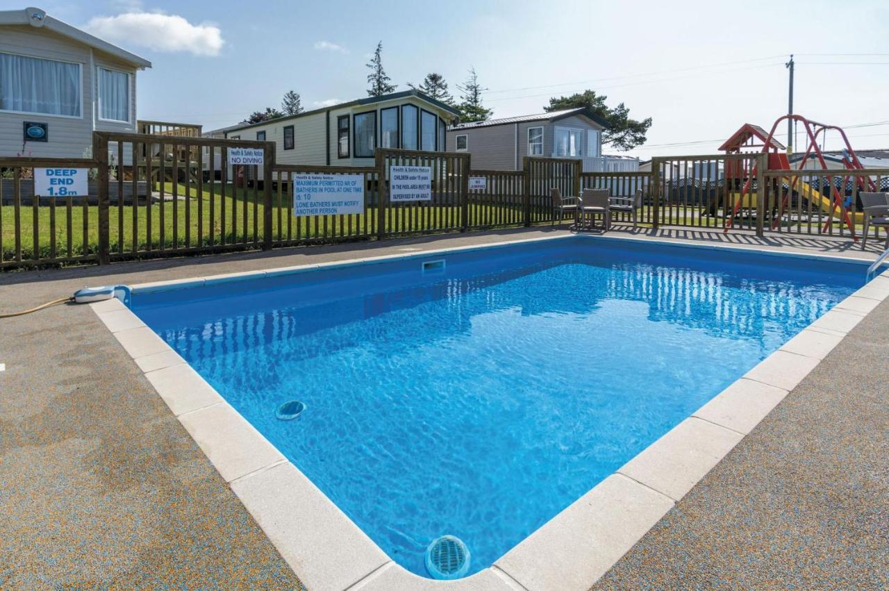 The Studio - 1 Bedroom Cabin - Amroth Ngoại thất bức ảnh